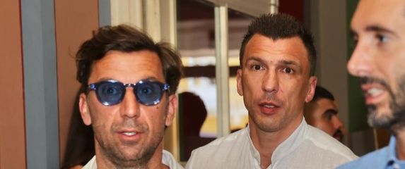 Mario Mandžukić i Darijo Srna