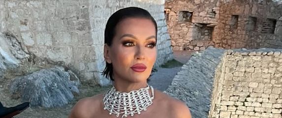 Nina Badrić na Instagramu - 3