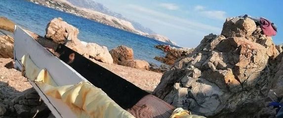 Lijes na plaži