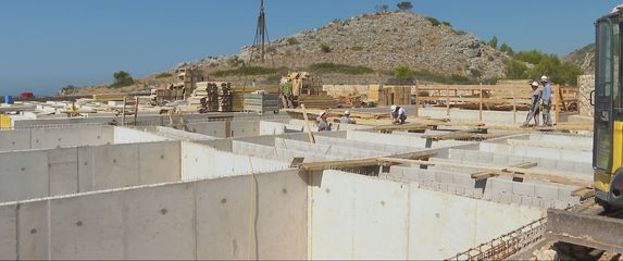 Izgradnja Groblja Dubac