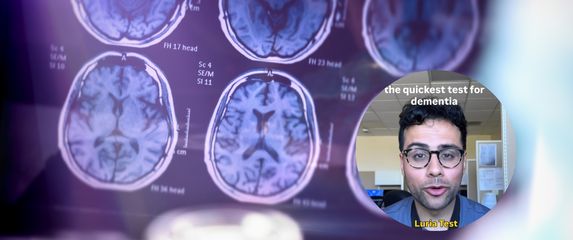 Snimke mozga i neurolog koji objašnjava test za demenciju