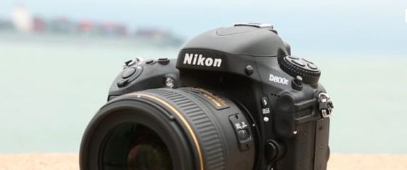 Oprez: Nikon upozorio na lažne D800E fotoaparate!