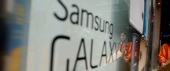 Samsung mobile: brod koji tone