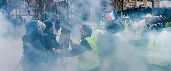 Prosvjedi u Parizu (Foto: AFP) - 1