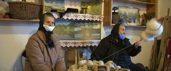 Manda Luketić i Božica Leka