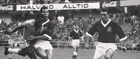 Pele 1958 protiv Walesa