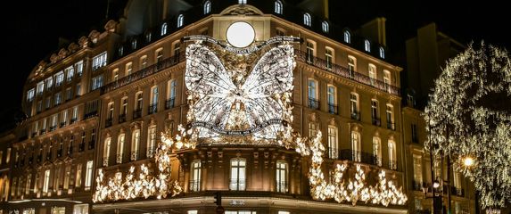 Pariz u božićnom ruhu 2023. godine - 7