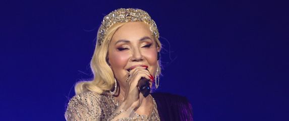 Lepa Brena