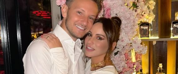 Ivan Rakitić i Raquel Mauri - 1