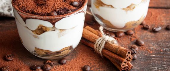 Tiramisu s okusom medenjaka