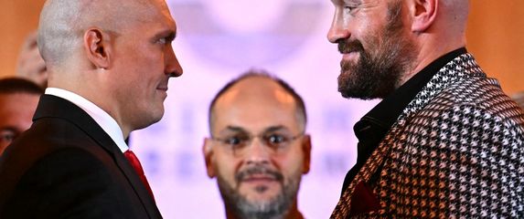 Oleksandr Usik i Tyson Fury