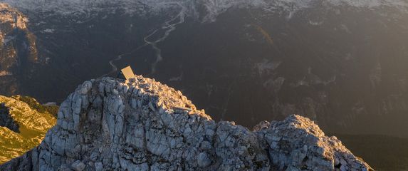 Planinarsko sklonište u sjećanje na Lucu Vuericha u Julijskim Alpama - 4