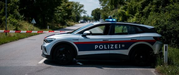 Austrijska policija, ilustracija