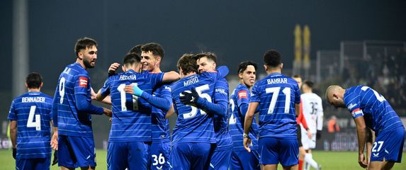 Dinamo slavi pogodak Monsefa Bakrara