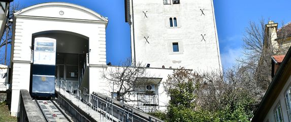 Uspinjača i kula Lotrščak