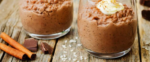 Puding od riže s čokoladom i cimetom