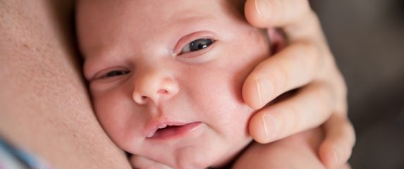 Kad beba stigne, a svijet se okrene naglavačke: Tople lekcije patronažne sestre za prve dane majčinstva