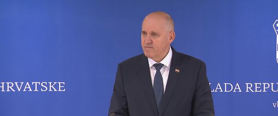 Branko Bačić, ministar graditeljstva