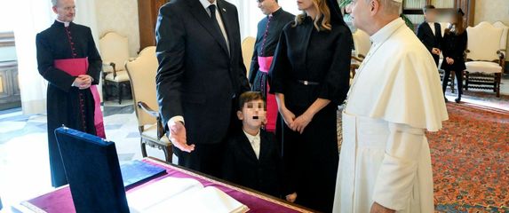 Andrej Plenković s obitelji u posjeti Papi Lavu XIV.