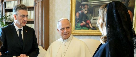 Andrej Plenković s obitelji u posjeti Papi Lavu XIV.