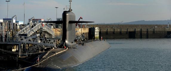 Nuklearna podmornica u bazi Île Longue