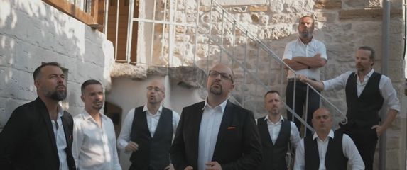 Klapa Šufit - 2