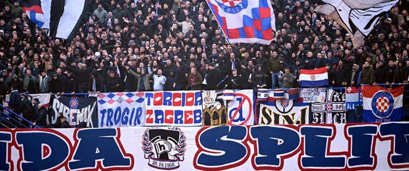 Torcida na Maksimiru