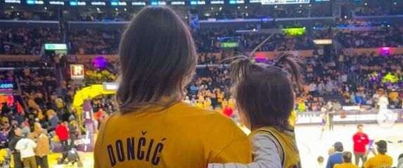 Dončićeva zaručnica i starija kćer