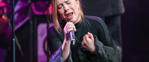 Ana Uršula Najev - 3