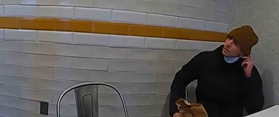 Snimka uhićenja Luigija Mangionea