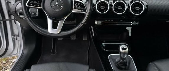 Mercedes-Benz A-klasa 200 d