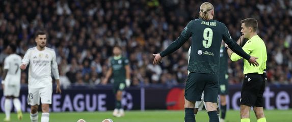 Raul Asencio i Erling Haaland