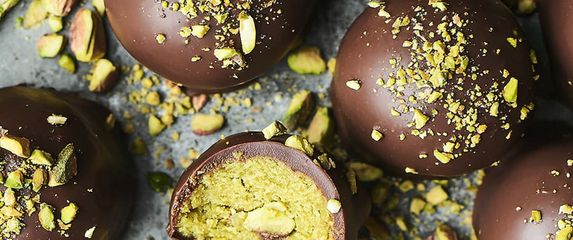 Dubai kuglice od čokolade, pistacija i kadaifa