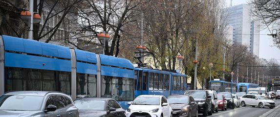 Zastoj tramvajskog prometa u Savskoj - 7