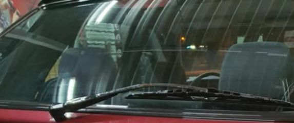 Automobil iz Slovačke s neobičnim detaljem na prtljažnika