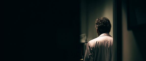 Zdravstveni djelatnik, ilustracija, AI