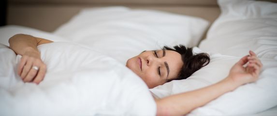 Kako se piše: zaspim ili zaspem