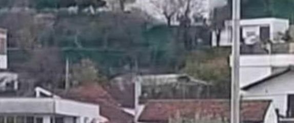 Neobičan promašaj kod postavljana lampica