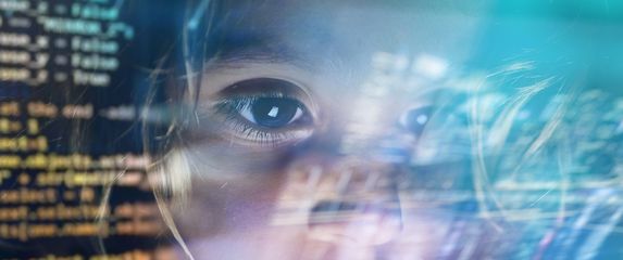 Djevojčica gleda u ekran računala, ilustracija