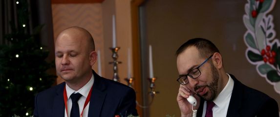 Mišel Jakšić, Tomislav Tomašević