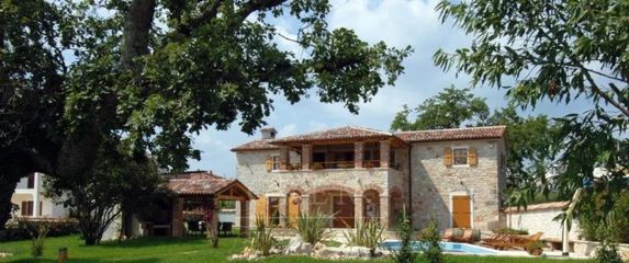 Prodaje se kamena vila s pogledom na more - 3