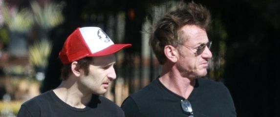 Sean i Hopper Penn - 1