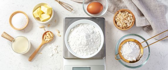 Kako se piše: 100 ml ili 100ml