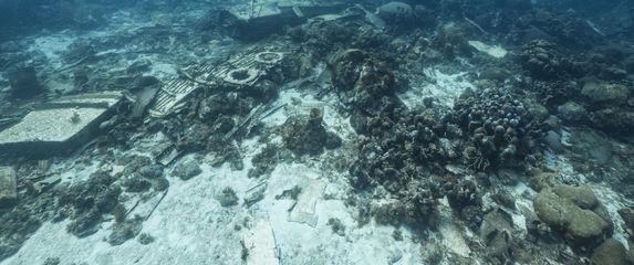 Olupina zrakoplova; Ilustracija