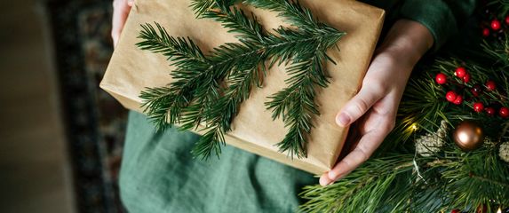 Prijateljici koja je nedavno postala mama darujte nešto samo za nju