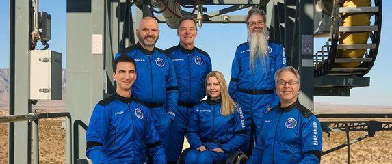 Joey Hyde, Adonis Pouroulis, Hans Koenigsmann, Michaela (Michi) Benthaus, Jason Stansell i Neal Milch.