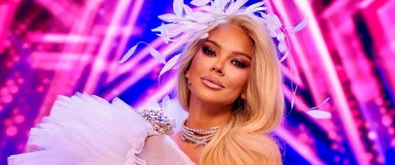 Maja Šuput u finalu Supertalenta