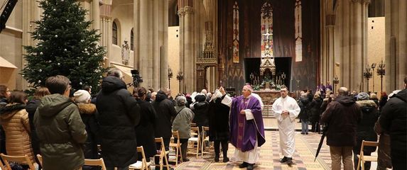 Održana prva misa u obnovljenoj Zagrebačkoj katedrali - 9