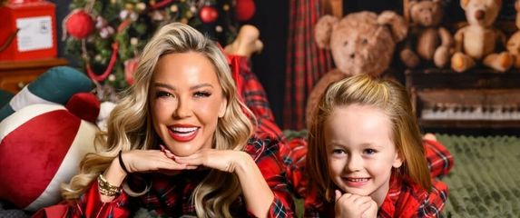 Maja Šuput, Bloom Tatarinov