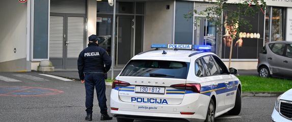 Policija